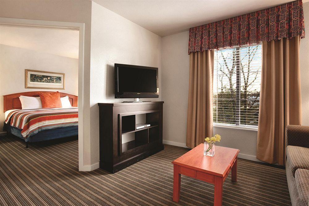 Отель Hyatt House Boston/Берлингтон Экстерьер фото